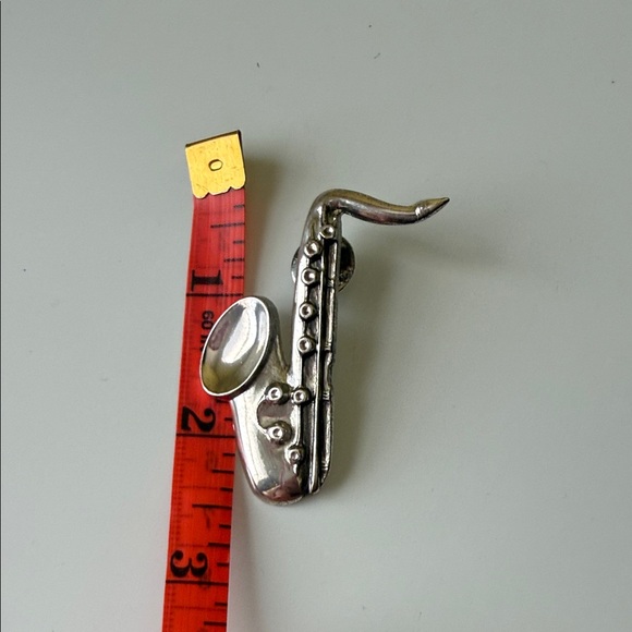 Vintage Yves Saint Laurent Silver Saxophone Brooch With Pouch - Picture 5 of 8